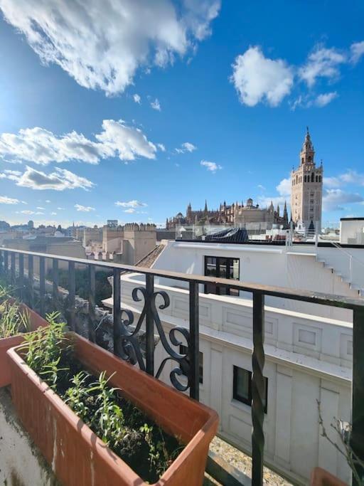 Lovely 1-Bedroom Loft With Terrace. Amazing View. Seville Ngoại thất bức ảnh